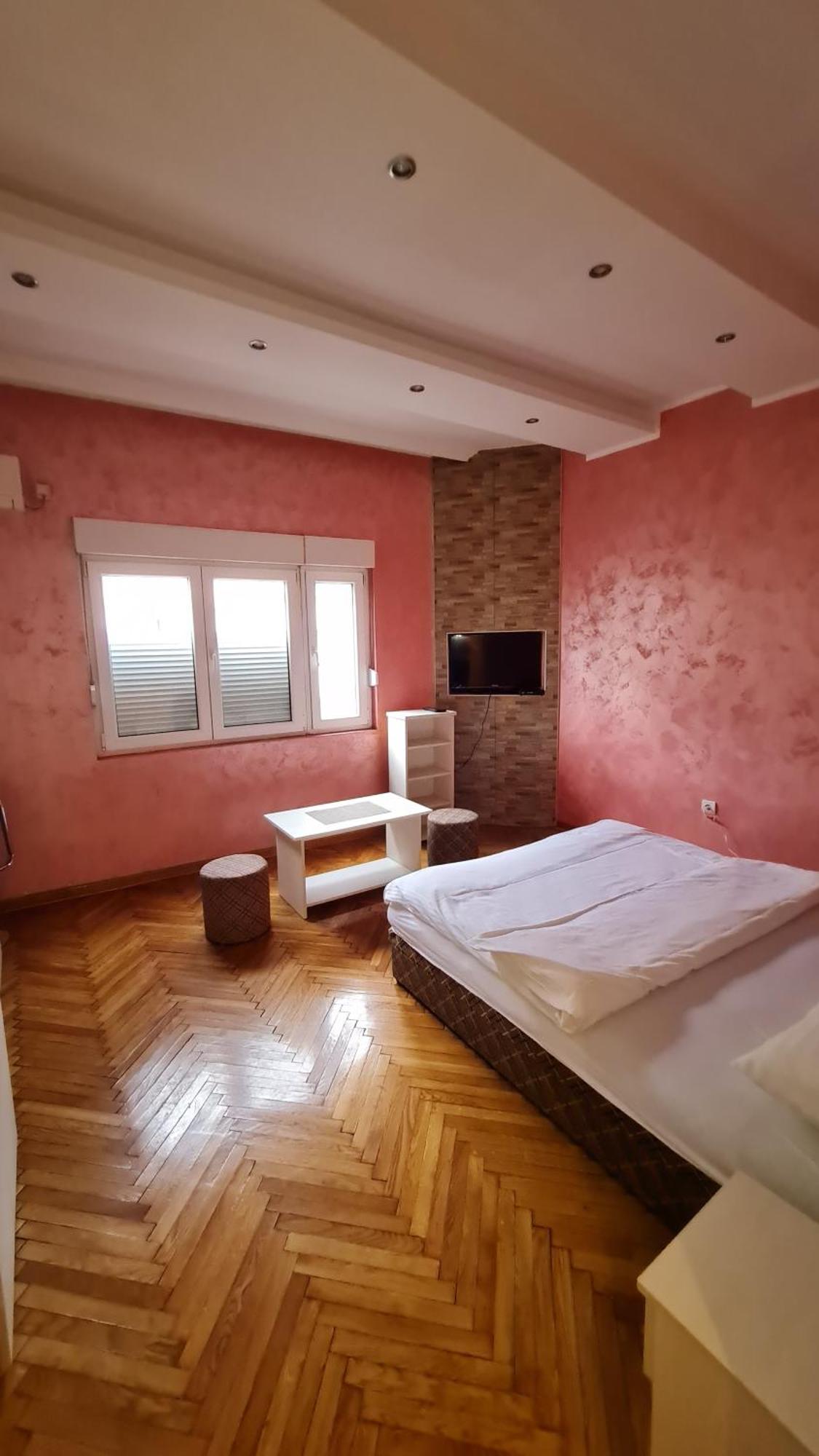 Stay In Apartments Beograd Værelse billede